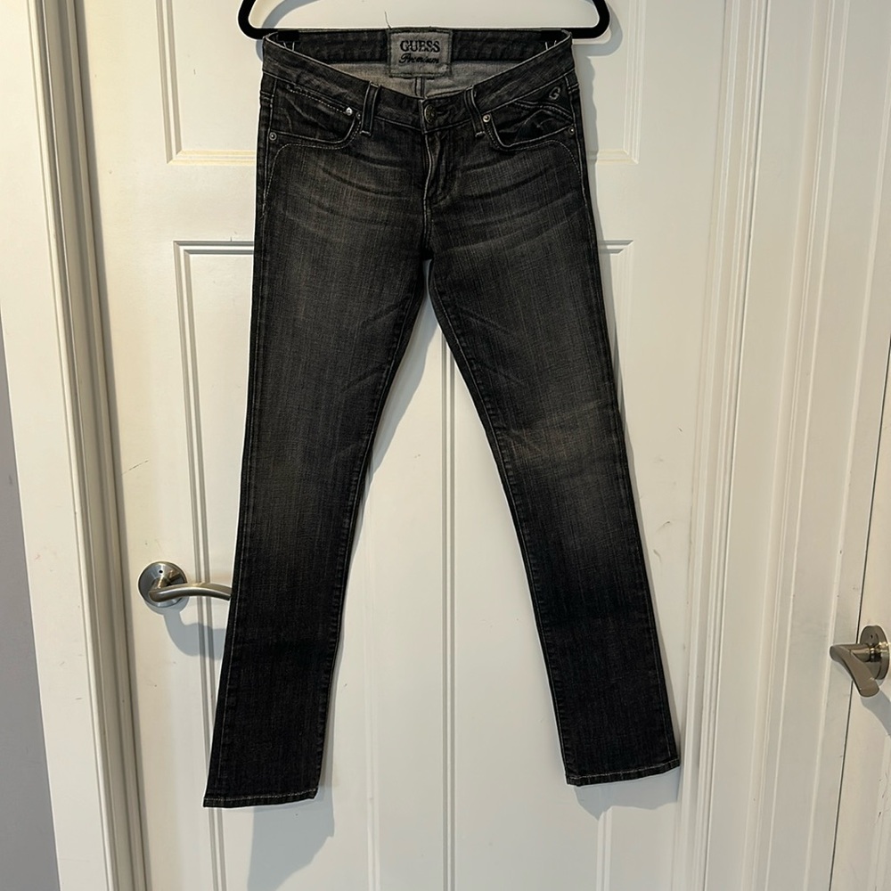 Guess Premium Stretch Jeans size 28 with leather detail